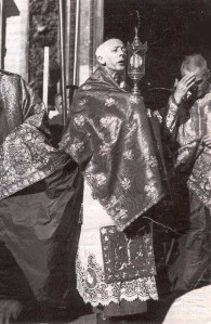 ostensório ambrosiano